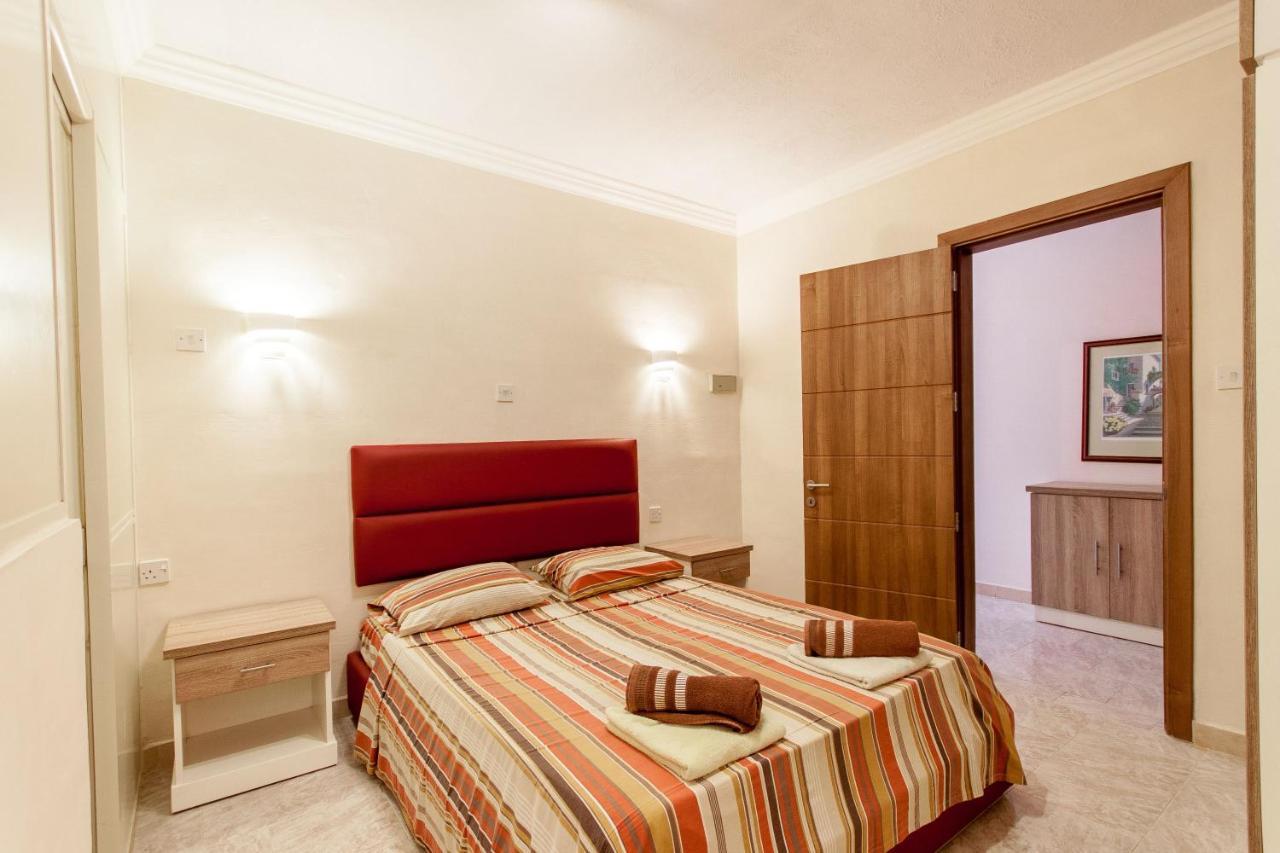 Pool And Sea Merill Apartments - Happy Rentals Mellieha Exterior foto