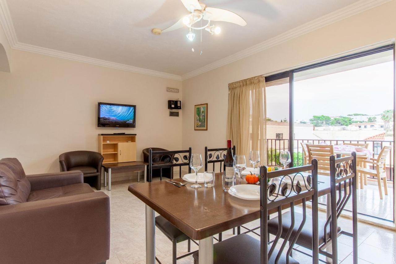 Pool And Sea Merill Apartments - Happy Rentals Mellieha Exterior foto