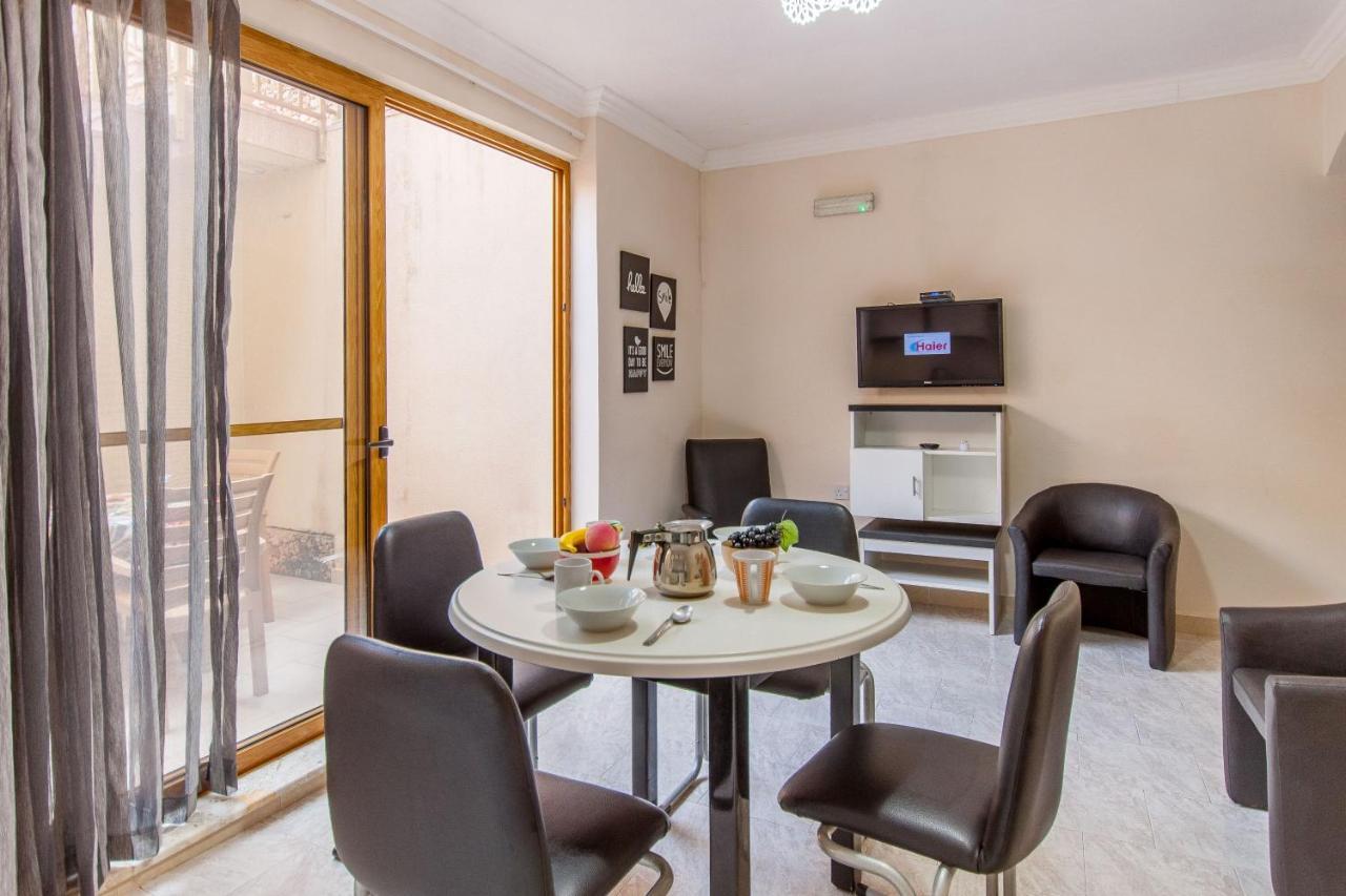 Pool And Sea Merill Apartments - Happy Rentals Mellieha Exterior foto