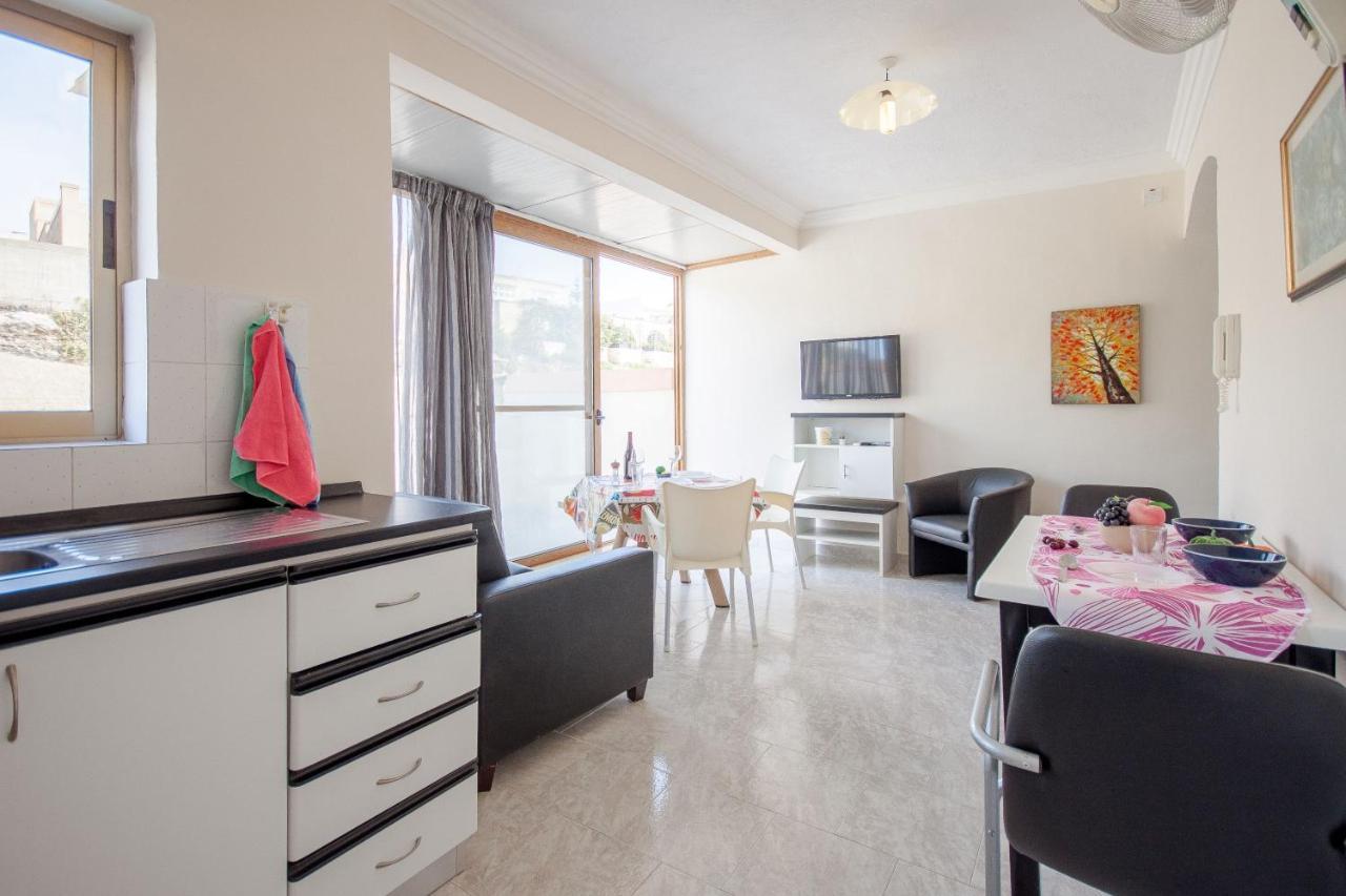 Pool And Sea Merill Apartments - Happy Rentals Mellieha Exterior foto