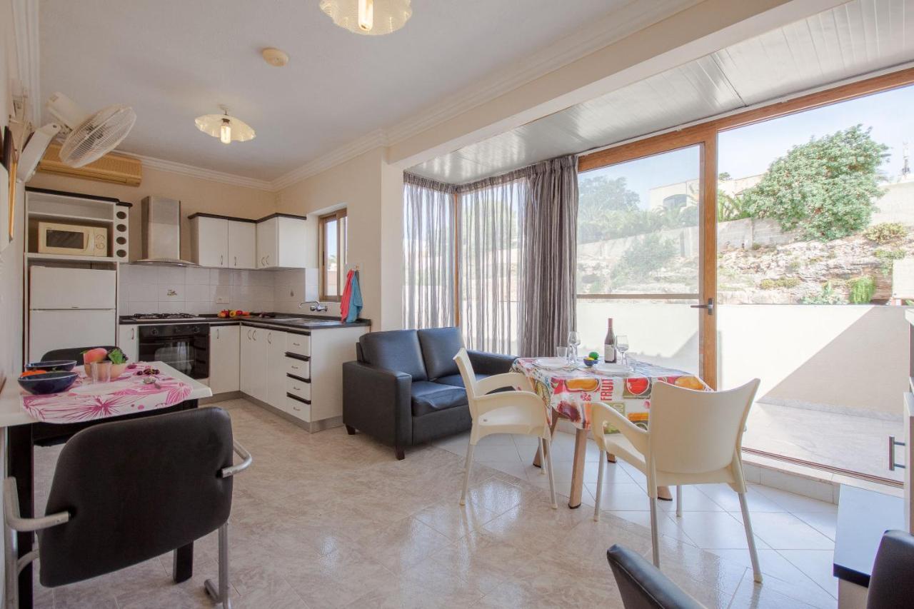 Pool And Sea Merill Apartments - Happy Rentals Mellieha Exterior foto